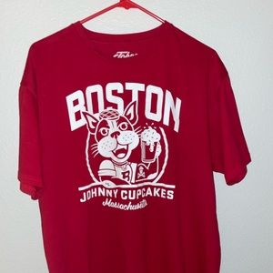 Johnny Cupcakes Men’s TShirt, XL Red